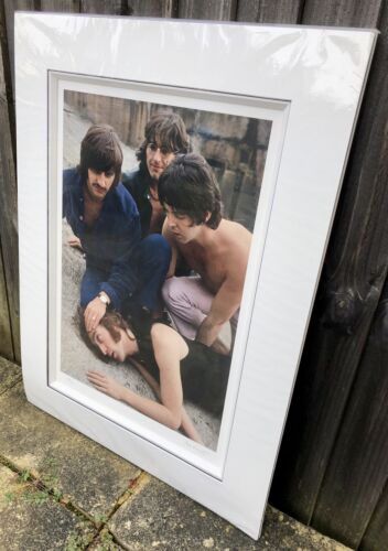 TOM MURRAY, 'UNTITLED II', LIMITED EDITION BEATLES MAD DAY OUT PRINT 26/195, SIGNED