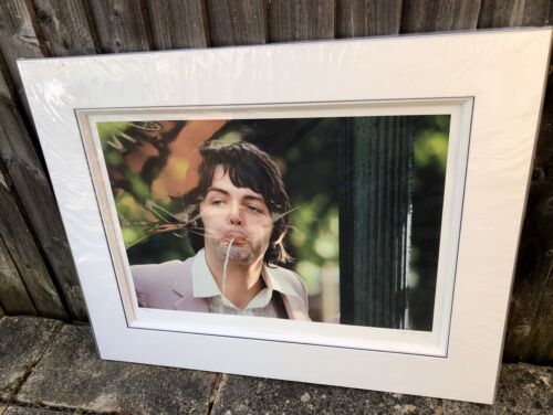 TOM MURRAY, 'THE FOUNTAIN', LIMITED EDITION BEATLES PRINT 73/195, SIGNED & COA