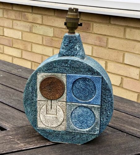TROIKA CORNWALL STUDIO ART POTTERY LARGE GEOMETRIC WHEEL CIRCLE LAMP BASE VASE