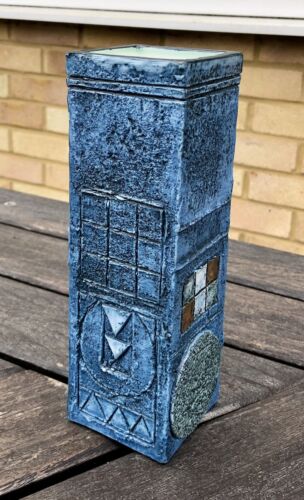 JANE FITZGERALD, TROIKA CORNWALL STUDIO ART POTTERY BLUE RECTANGLE VASE, SIGNED