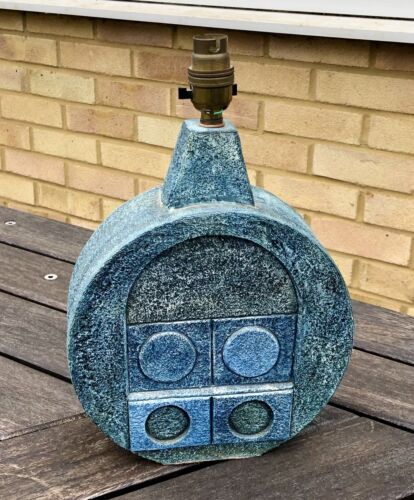 TROIKA CORNWALL STUDIO ART POTTERY LARGE GEOMETRIC WHEEL CIRCLE LAMP BASE VASE