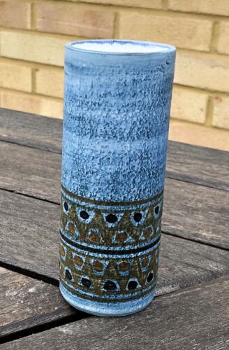 MARILYN PASCOE for TROIKA CORNWALL STUDIO ART POTTERY BLUE CYLINDER VASE, SIGNED
