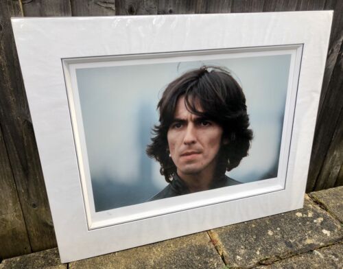 TOM MURRAY, 'GEORGE HARRISON', LIMITED EDITION BEATLES PRINT 26/195 SIGNED & C.O.A.