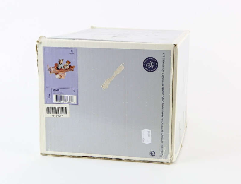 LLADRO 'DON'T LOOK DOWN' BOYS IN AEROPLANE AIRPLANE FIGURE MODEL 5698, BOXED