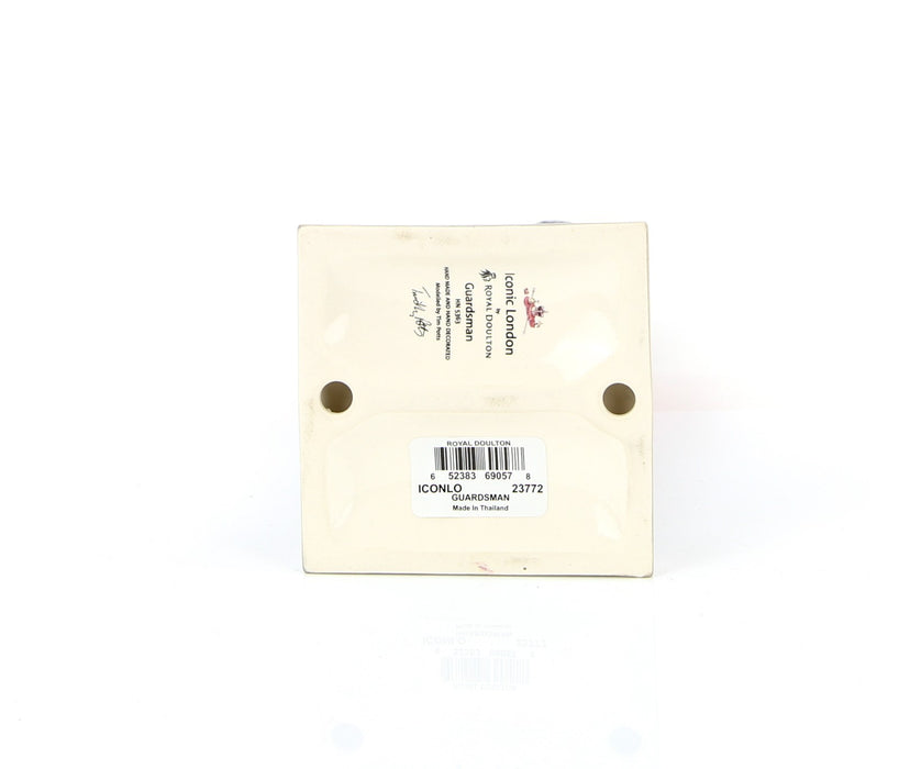 ROYAL DOULTON 'GUARDSMAN' ICONIC LONDON FIGURE MODEL HN5363, BOXED