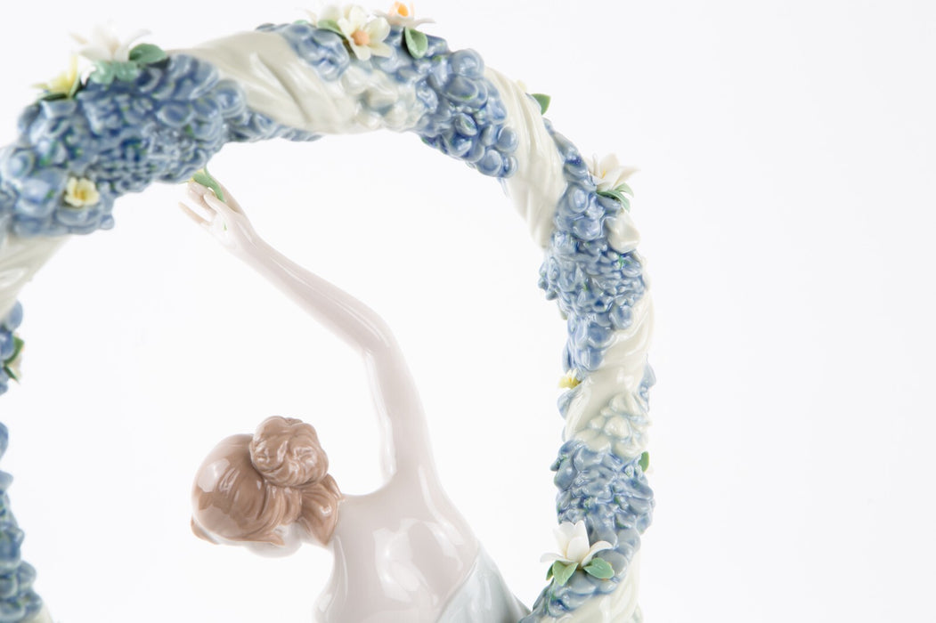 LLADRO 'REBIRTH' LARGE INSPIRATION MILLENNIUM FIGURE MODEL 6571, BOXED