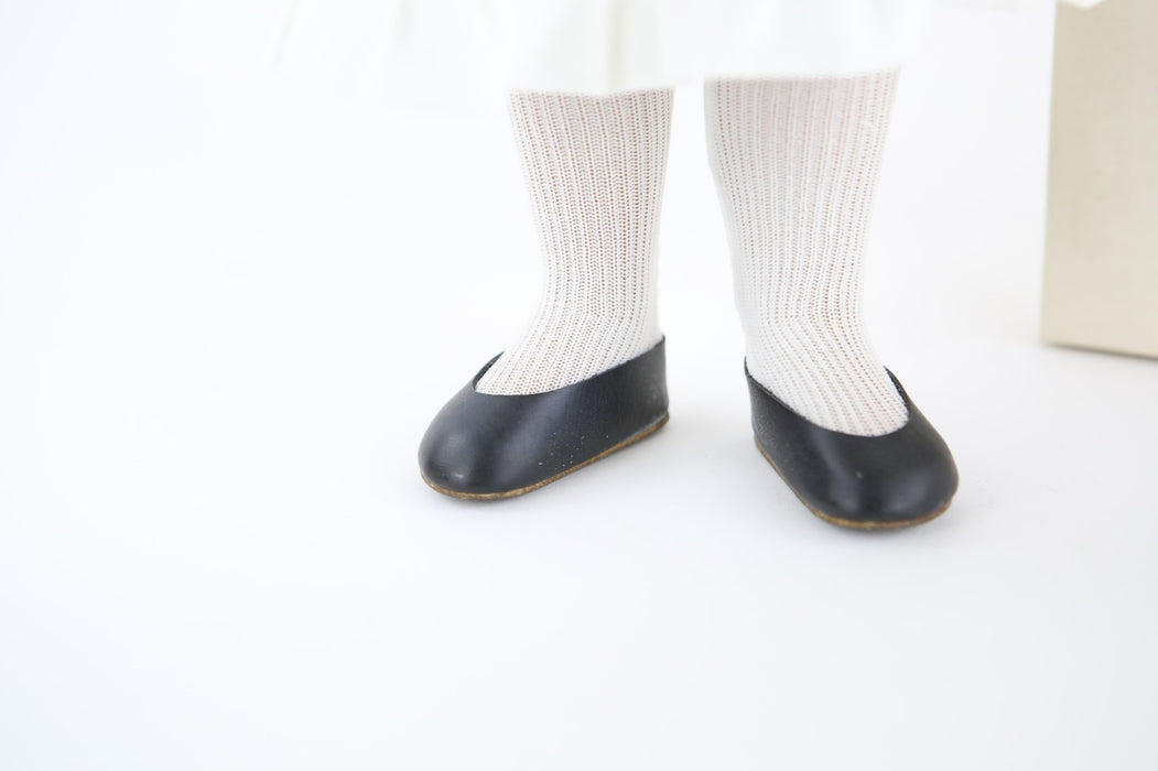 TRENDON SASHA DOLL - REDHEAD WHITE DRESS GIRL 108 433-778, BOXED