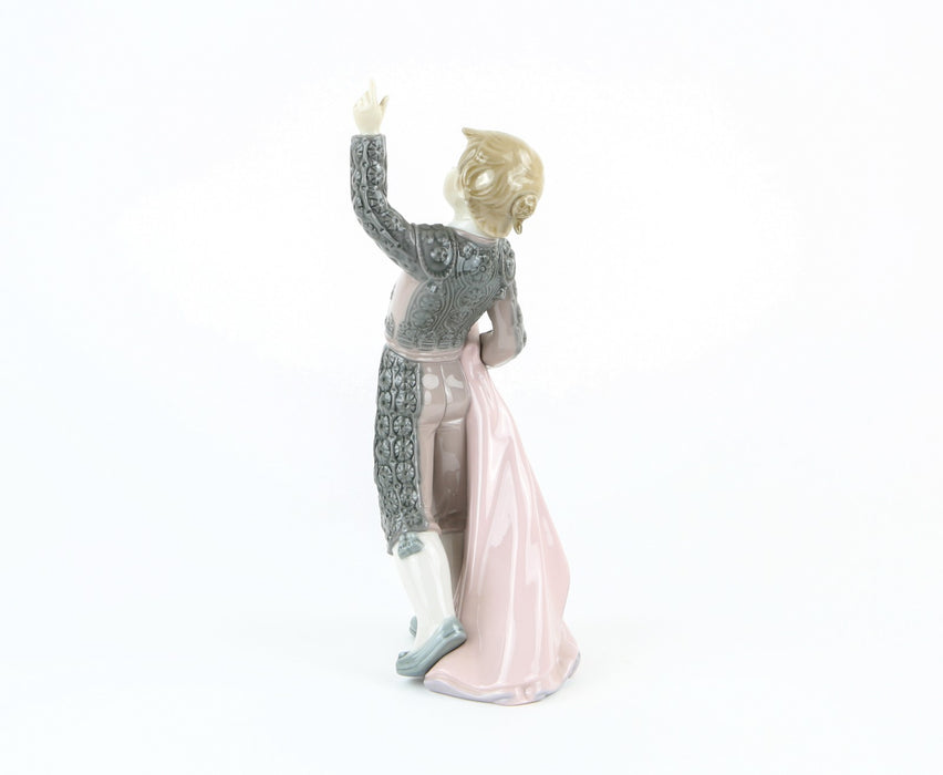 LLADRO 'LITTLE BOY BULLFIGHTER' MATADOR FIGURE MODEL 5116
