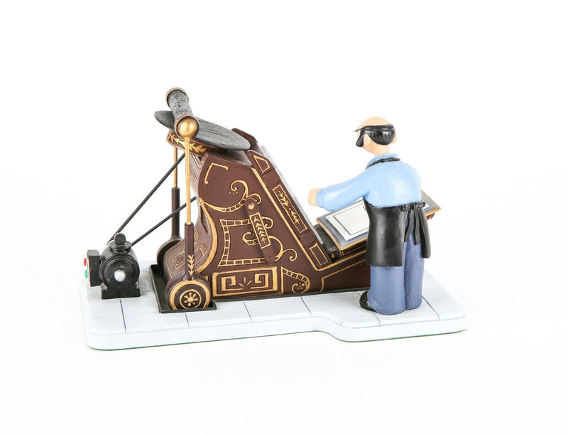 ROBERT HARROP 'MR MUNNINGS, A WONDERFUL MACHINE' CAMBERWICK GREEN FIGURE CG92