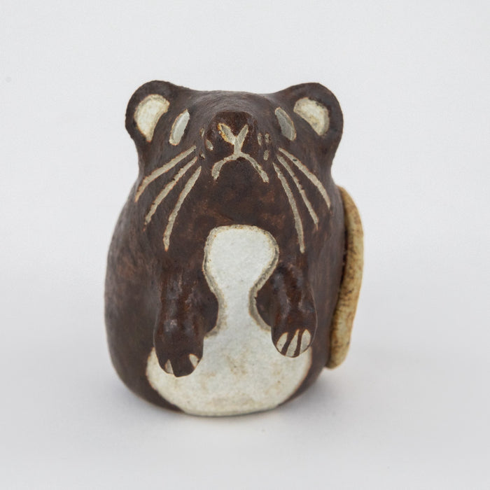 ROSEMARY WREN, OXSHOTT POTTERY - MOUSE, 1987 STUDIO ART FIGURE MODEL, SIGNED
