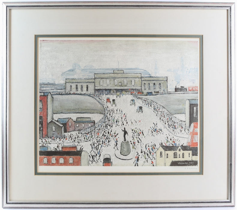 L.S. LAURENCE STEPHEN LOWRY, 'STATION APPROACH', SIGNED LIMITED EDITION PRINT, 295/850