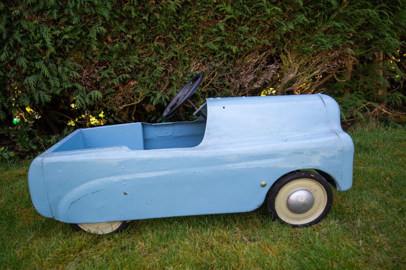TRIANG 'T30 LIGHTNING' TIN-PLATE RIDE-ON PEDAL CAR TOY