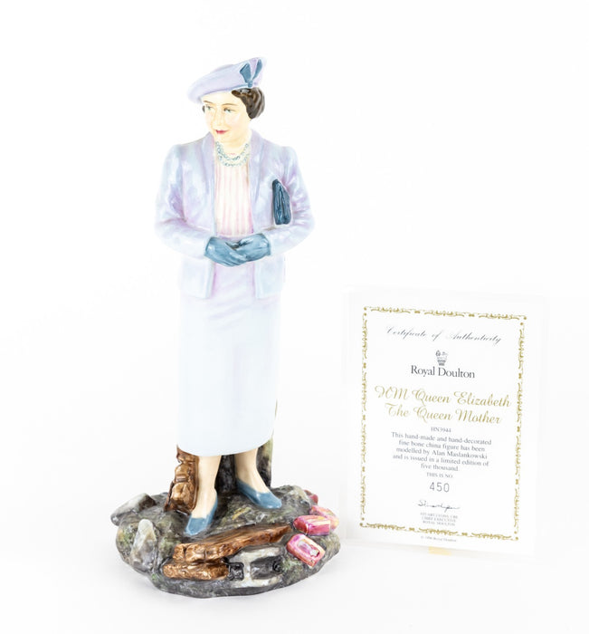 ROYAL DOULTON 'HM QUEEN ELIZABETH' LIMITED EDITION MOTHER FIGURE HN3944 & COA