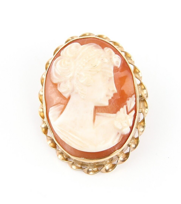 9ct GOLD CAMEO STYLE BROOCH BADGE, 5.4g, HALLMARKED