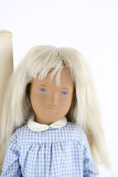 TRENDON SASHA DOLL - BLONDE GINGHAM GIRL 4-107 E.0410 USA M7444.060, BOXED