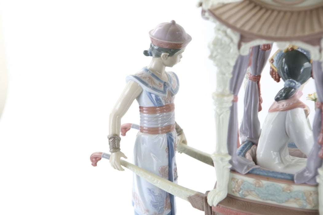 LLADRO 'IN THE EMPEROR'S FOREST' 1858 LARGE ORIENTAL FIGURE 87/1000, BOXED & COA