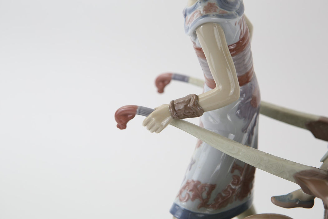 LLADRO 'IN THE EMPEROR'S FOREST' 1858 LARGE ORIENTAL FIGURE 87/1000, BOXED & COA