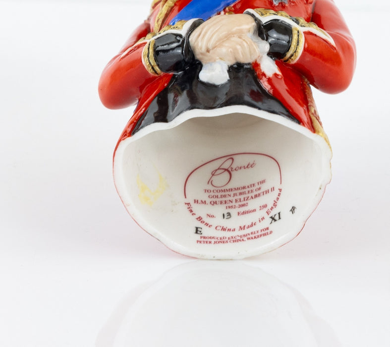 BRONTE QUEEN ELIZABETH II GOLDEN JUBILEE LIMITED EDITION GOVIERS CANDLE SNUFFER