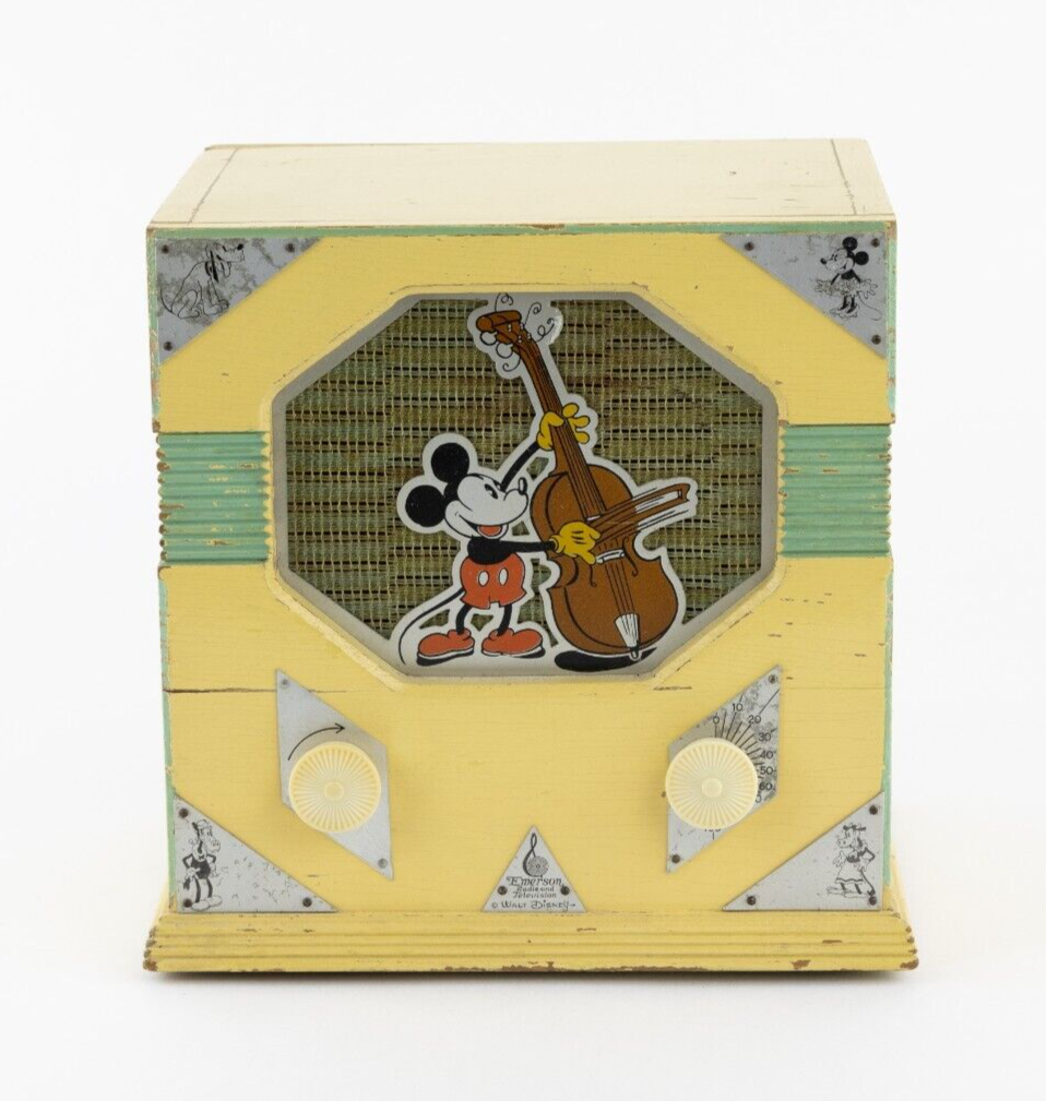 Mickey Mouse - Rare Pre-War Emerson Walt Disney Radio Serial 321089, Circa  1933 — PM Antiques & Collectables