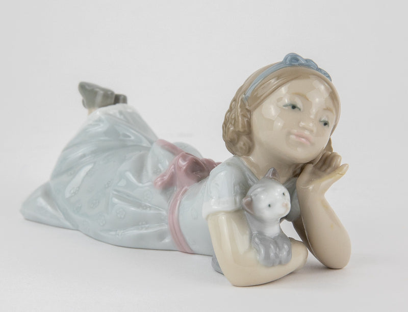 LLADRO 'HOW SWEET!' FIGURE MODEL 6987, BOXED