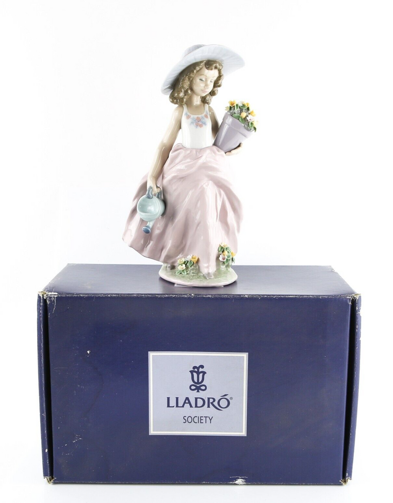 LLADRO 'A WISH COME TRUE' GIRL DRESS HAT FLOWERS FIGURE MODEL 7676, BOXED