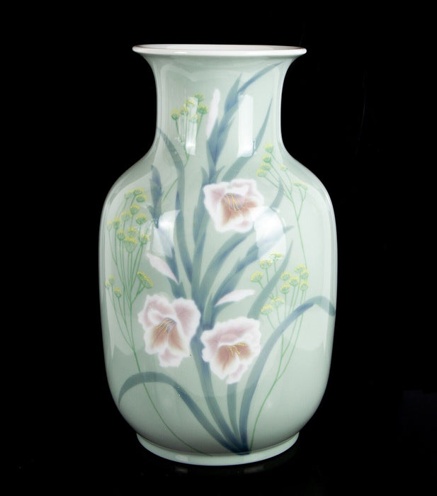 LLADRO 'GLADIOLUS VASE' LARGE FLORAL FLOWER MODEL ORNAMENT 1587, BOXED