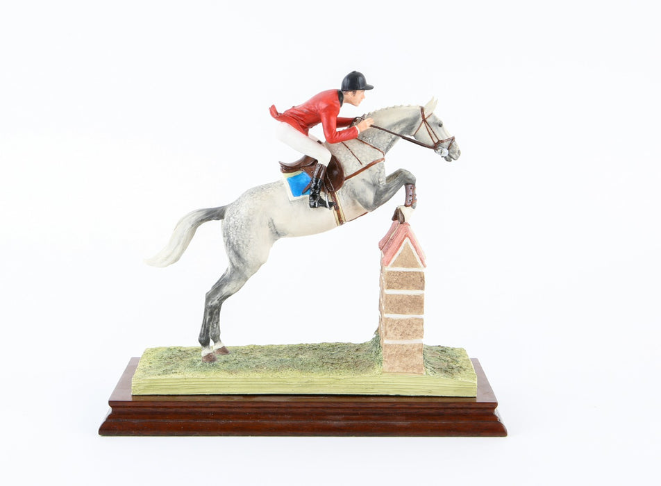 BORDER FINE ARTS 'SHOW JUMPING' LIMITED EDITION FIGURE MODEL B0366 66/850 & COA