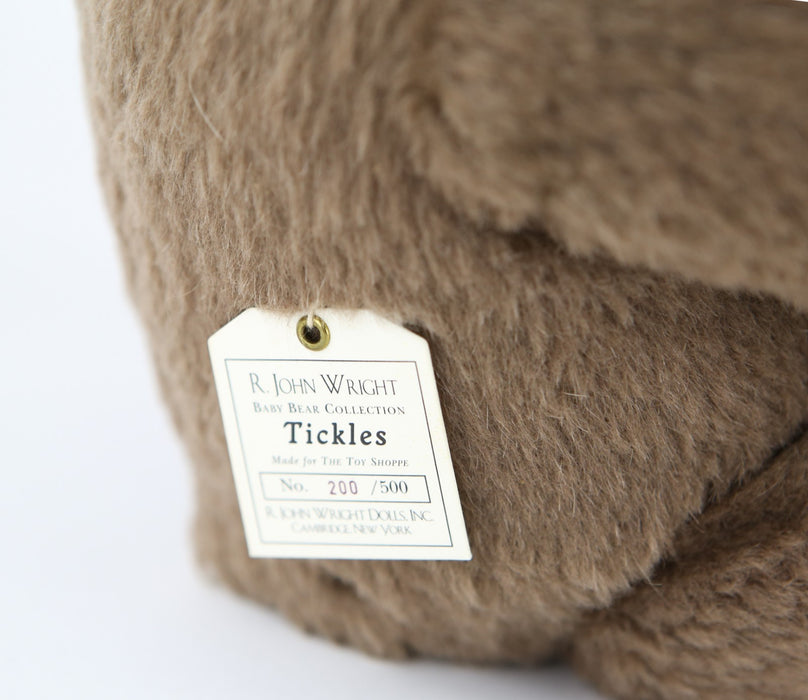 R JOHN WRIGHT - 'TICKLES' LIMITED EDITION BABY TEDDY BEAR 200/500, BOXED & COA