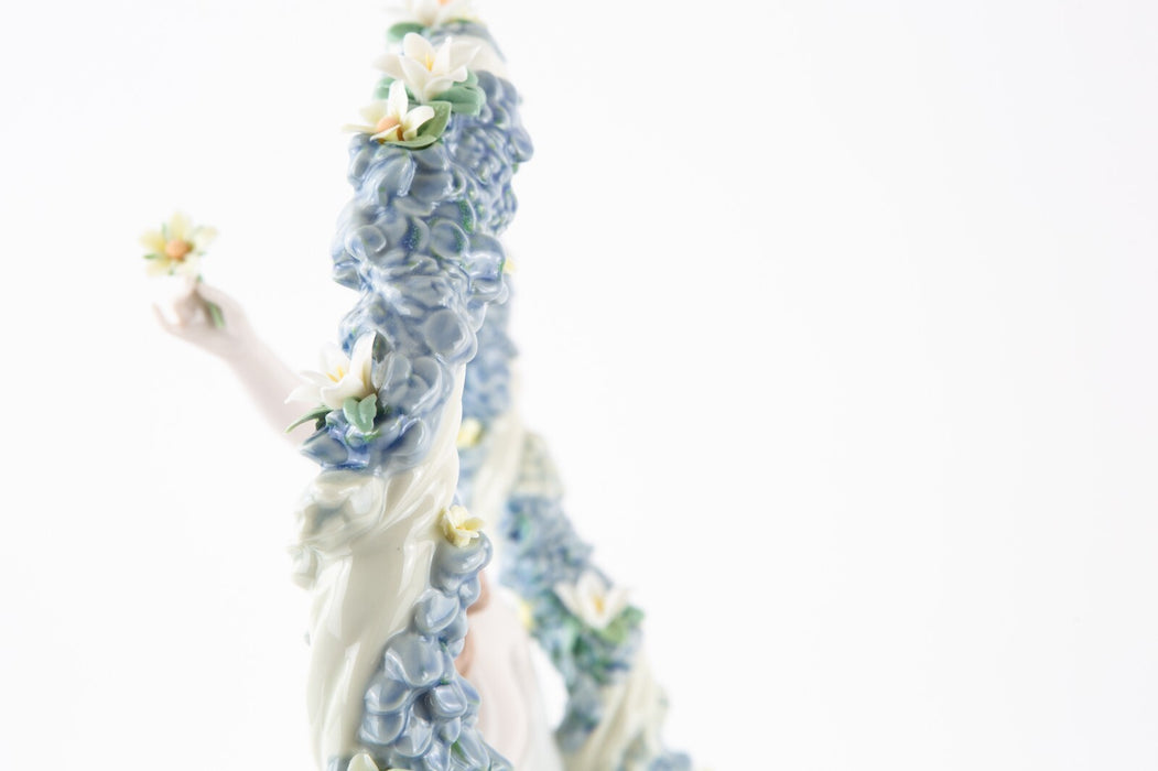 LLADRO 'REBIRTH' LARGE INSPIRATION MILLENNIUM FIGURE MODEL 6571, BOXED