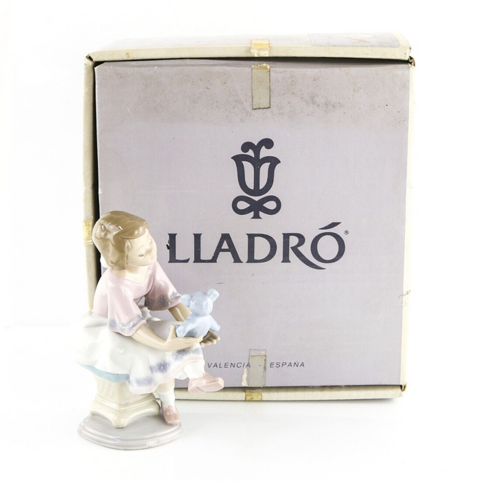 LLADRO 'BEST FRIEND' GIRL CHILD TEDDY BEAR TOY FIGURE MODEL 7620, BOXED