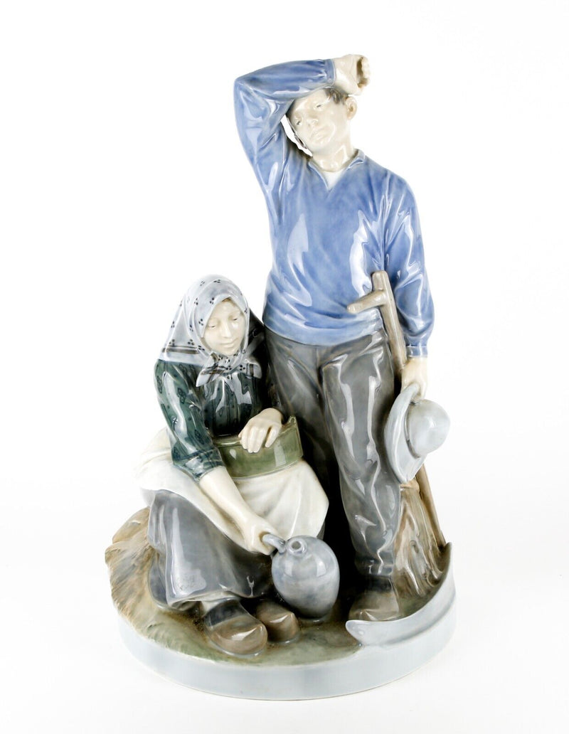 ROYAL COPENHAGEN, TAKING A REST FROM HARVEST LARGE CHRISTIAN THOMSEN FIGURE 1352