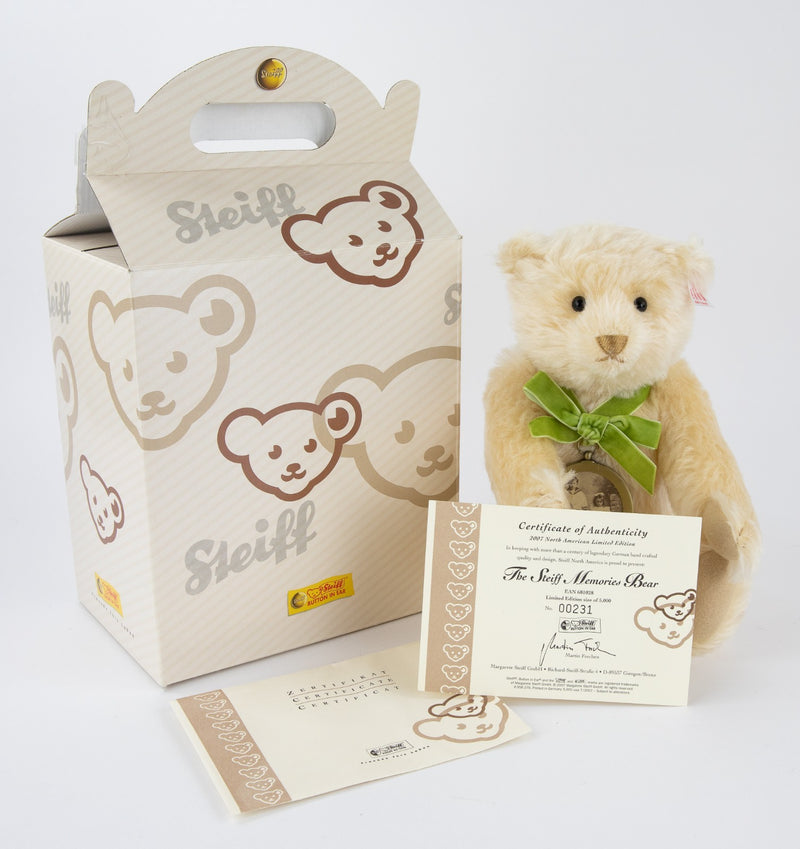 STEIFF 'MEMORIES BEAR' LIMITED EDITION TEDDY 681028, BOXED & COA