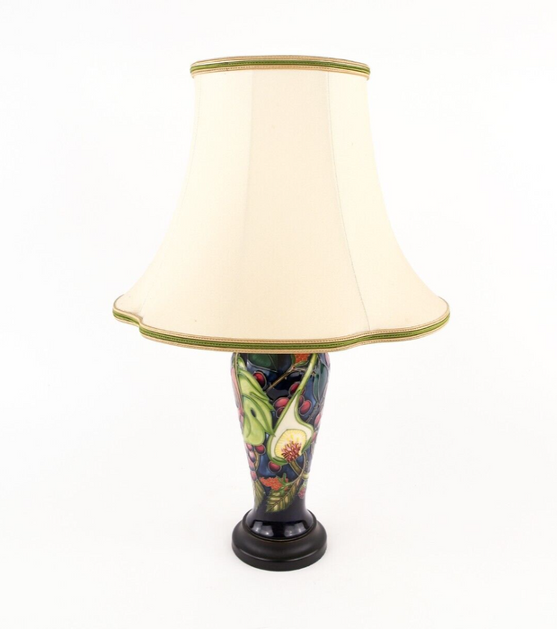 MOORCROFT POTTERY 'QUEENS CHOICE' EMMA BOSSONS TABLE LAMP VASE 122/8 & SHADE