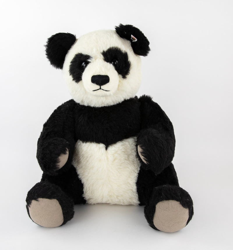 STEIFF 'SU-LIN, THE GIANT PANDA' LIMITED EDITION TEDDY BEAR 664465 & COA