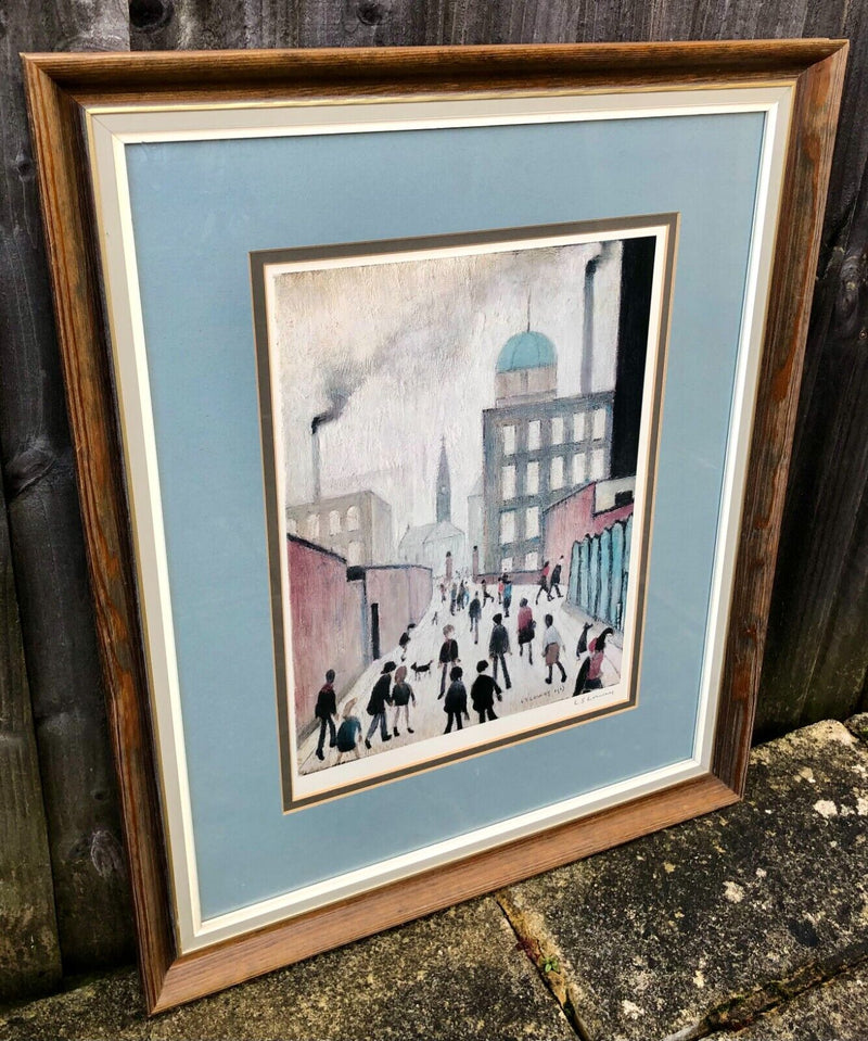 L.S. LAURENCE STEPHEN LOWRY 'MRS SWINDELL'S PICTURE' SIGNED LIMITED EDITION PRINT, 606/850