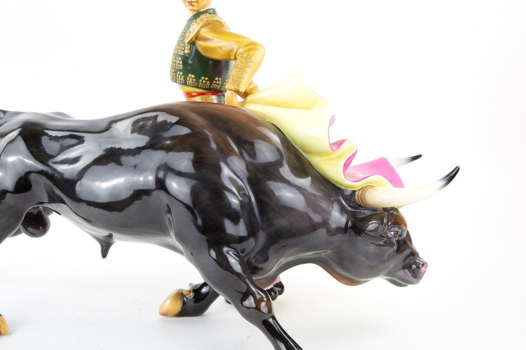 ROYAL DOULTON 'MATADOR AND BULL' RARE & LARGE PRESTIGE FIGURE MODEL HN2324