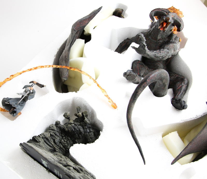 LORD OF THE RINGS - SIDESHOW 'GANDALF VS BALROG' MODEL 9716 565/1000, BOXED