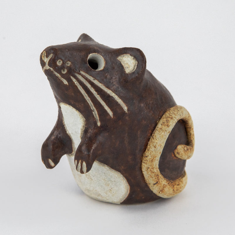 ROSEMARY WREN, OXSHOTT POTTERY - MOUSE, 1987 STUDIO ART FIGURE MODEL, SIGNED