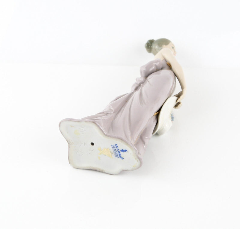 LLADRO 'SUMMER SOIREE' GIRL LADY DRESS HAT FIGURE MODEL 5597, BOXED