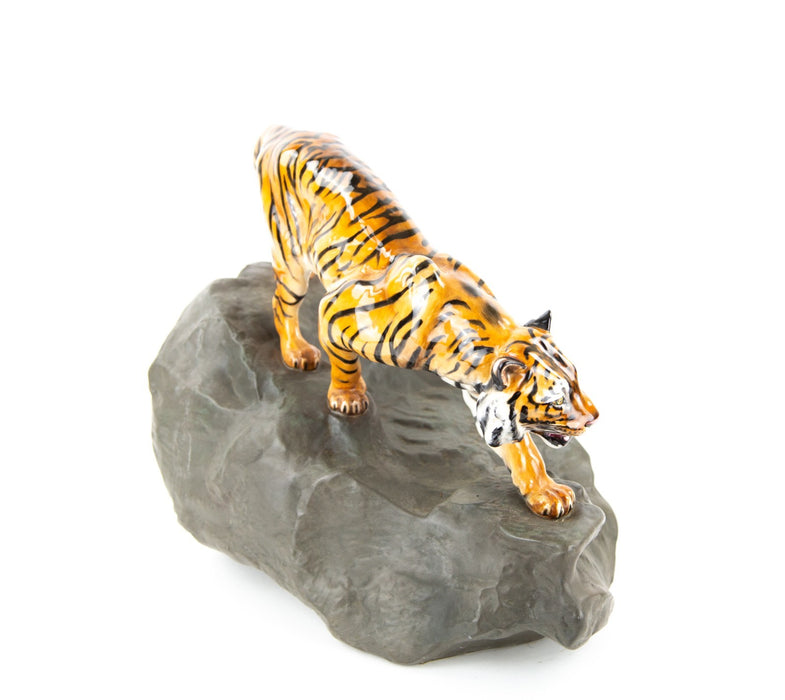 ROYAL DOULTON 'TIGER ON ROCK' LARGE PRESTIGE FIGURE MODEL HN2639