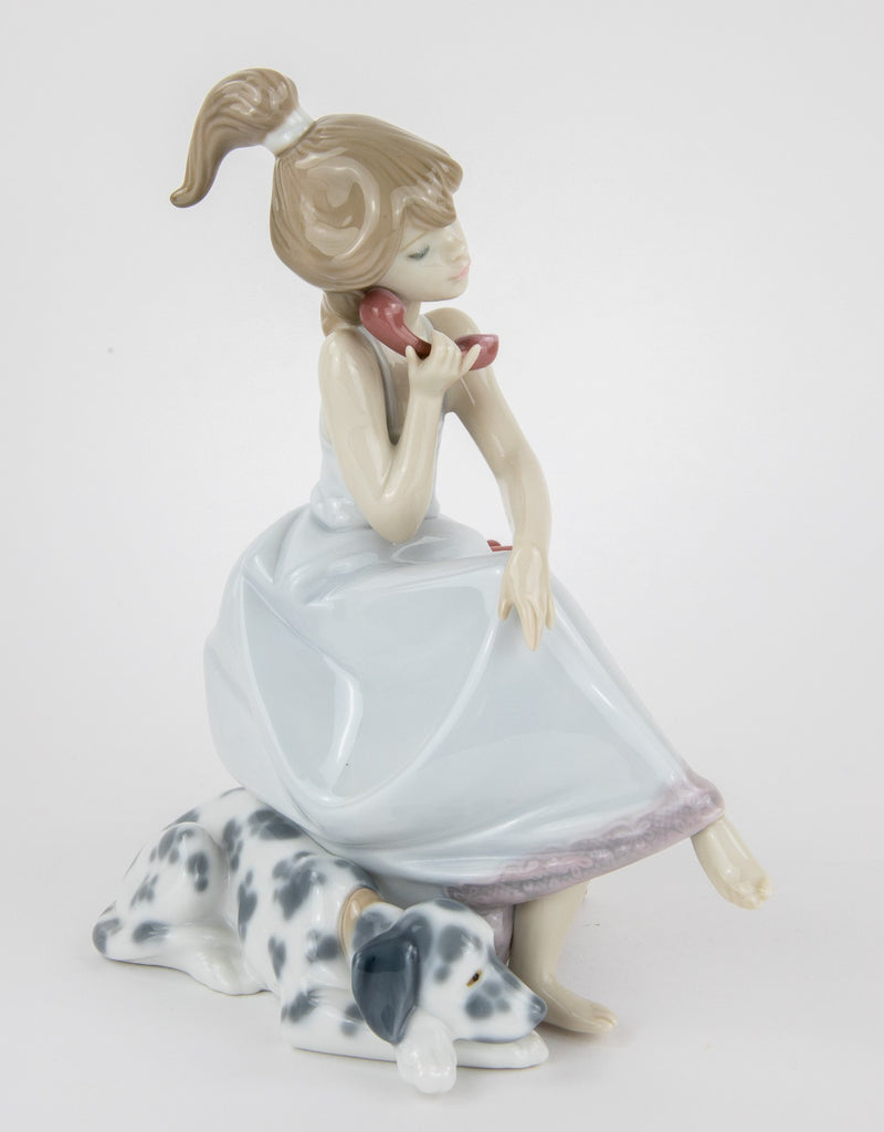 LLADRO 'CHIT CHAT' GIRL DALMATIAN DOG PHONE FIGURE MODEL 5466, BOXED