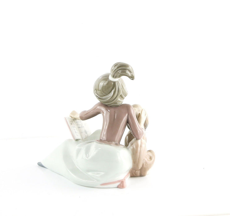 LLADRO 'A LESSON LEARNED' GIRL READING TO DOG FIGURE MODEL 5475, BOXED