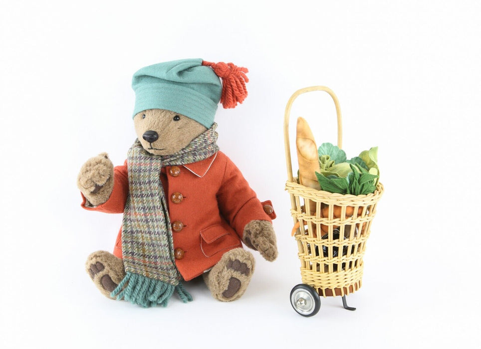 R JOHN WRIGHT  'PADDINGTON GOES TO MARKET' LIMITED EDITION TEDDY BEAR, BOXED COA