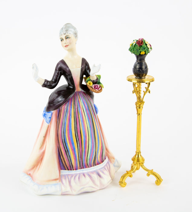 ROYAL DOULTON 'FLOWER ARRANGING' GENTLE ARTS LIMITED EDITION FIGURE HN3040 & COA