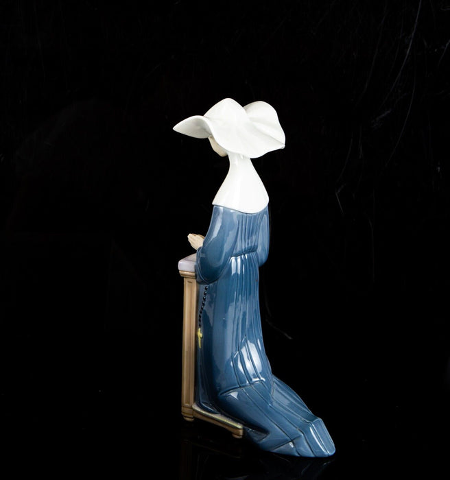 LLADRO 'MEDITATION' NUN PRAYING FIGURE MODEL 5502, BOXED