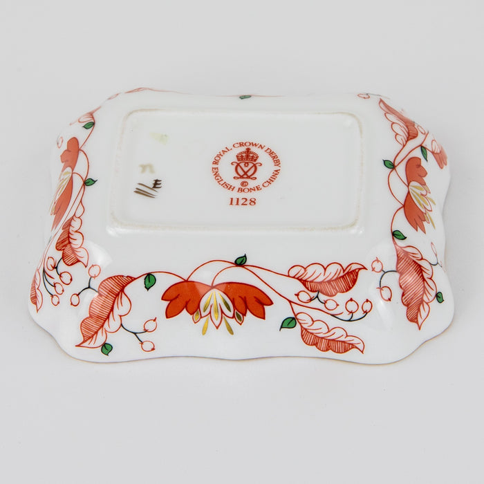 ROYAL CROWN DERBY - JAPANESE OLD IMARI 1128 PIN DISH TRAY