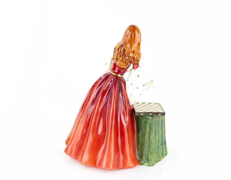 ROYAL DOULTON 'PRINCESS ELIZABETH' LIMITED EDITION TUDOR FIGURE MODEL HN3682