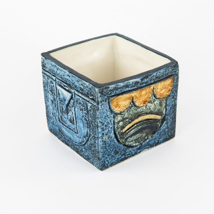 JANE FITZGERALD for TROIKA - CORNWALL STUDIO ART POTTERY BLUE CUBE VASE, SIGNED