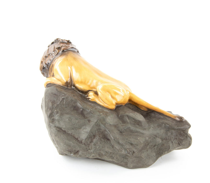 ROYAL DOULTON 'LION ON ROCK' LARGE PRESTIGE FIGURE MODEL HN2641