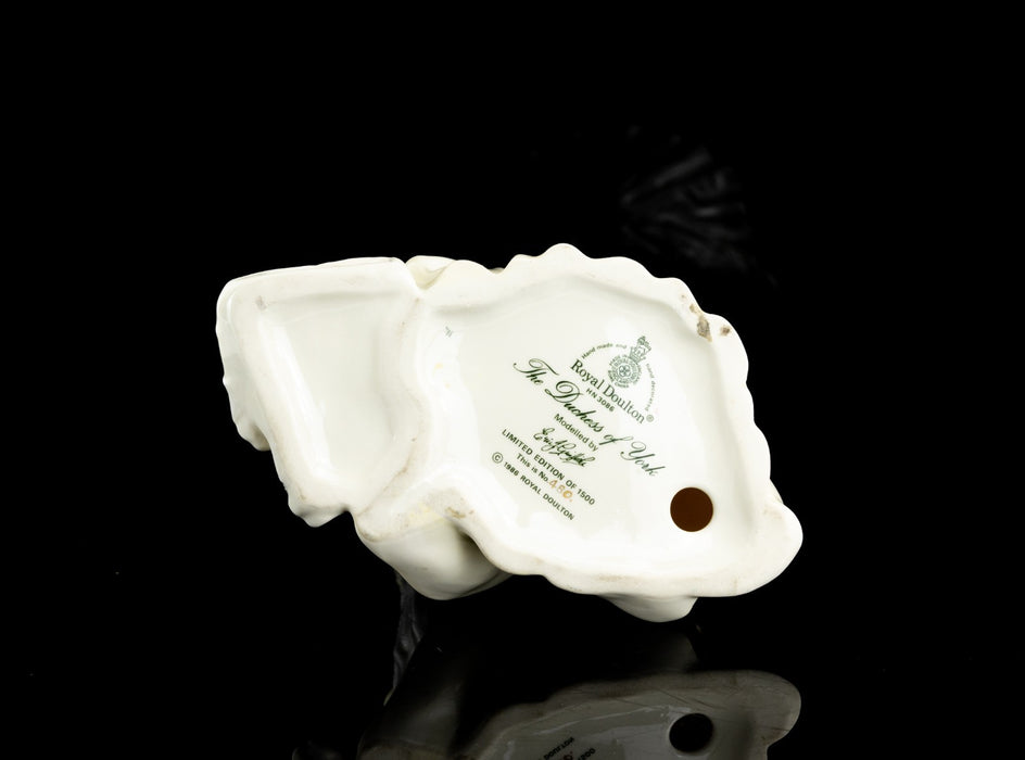 ROYAL DOULTON 'THE DUCHESS OF YORK' LIMITED EDITION ROYAL BRIDES FIGURE HN3086